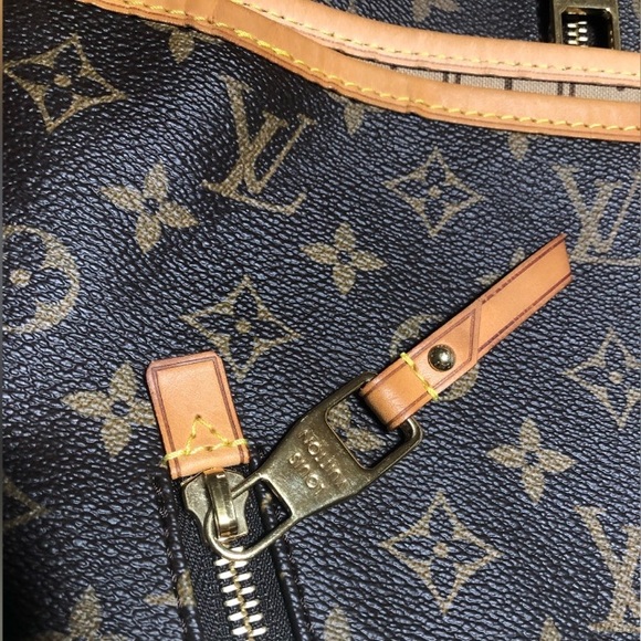 🌟JUMBO🌟LOUIS VUITTON HOBO BAG - Picture 12 of 14